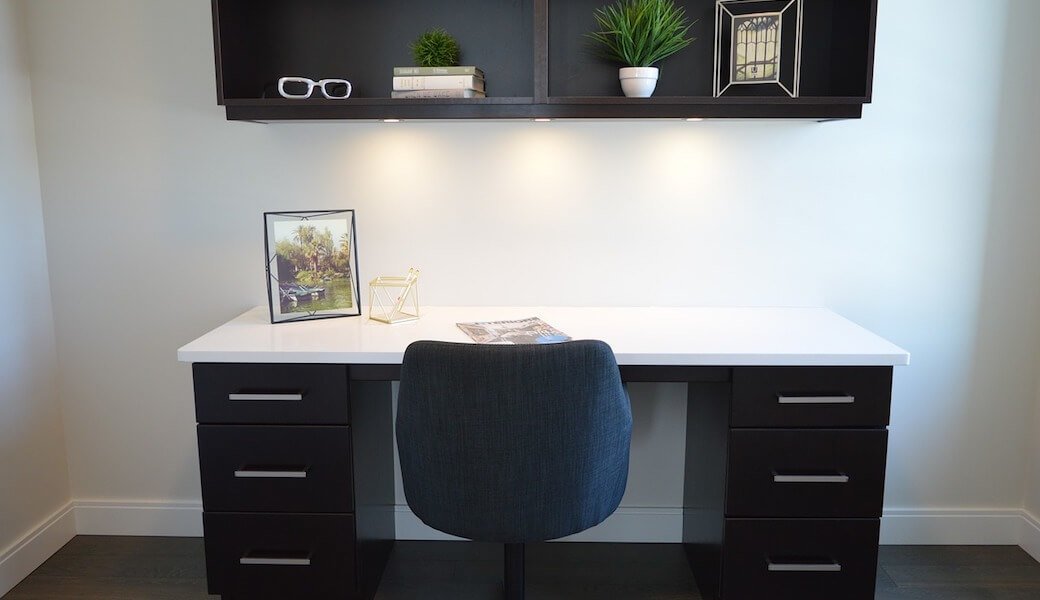 5 Best Home Office Desks Oct. 2017 BestReviews