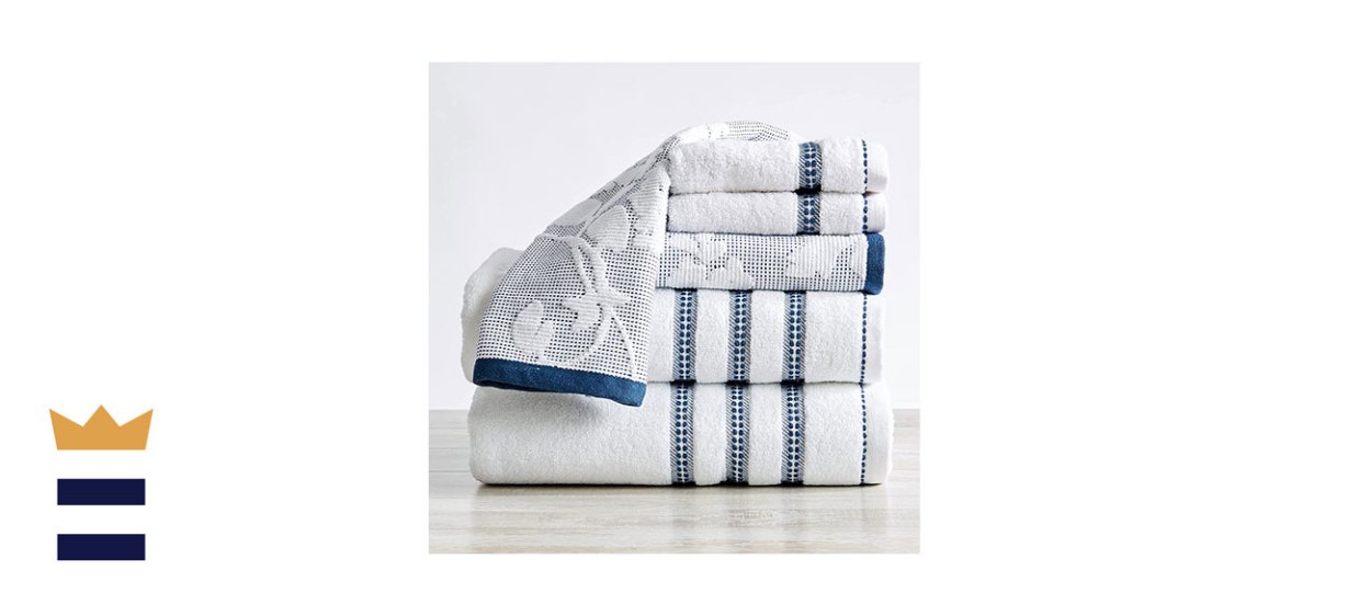 Great Bay Home Floral Jacquard Bath Towel
