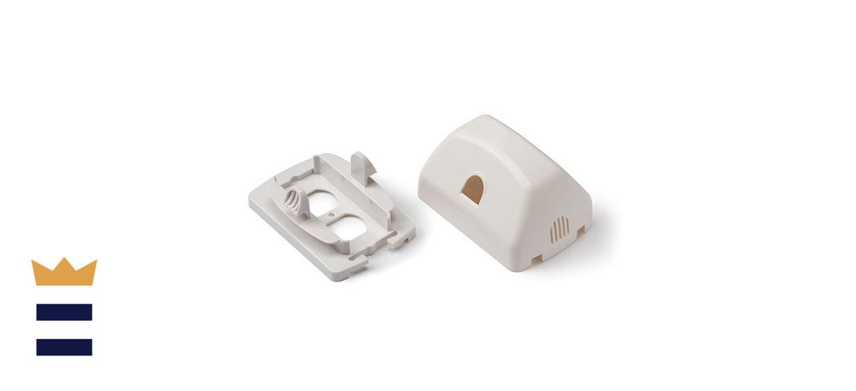 Safety 1st Outlet Cover with Cord Shortener, Electrical Outlet Covers with  Cord Shortener