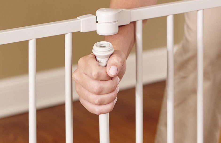 5 Best Baby Gates Nov. 2017 BestReviews