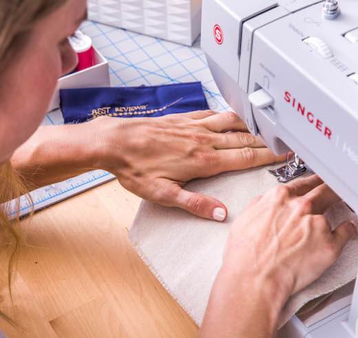 5 Best Sewing Machines - Oct. 2017 - BestReviews