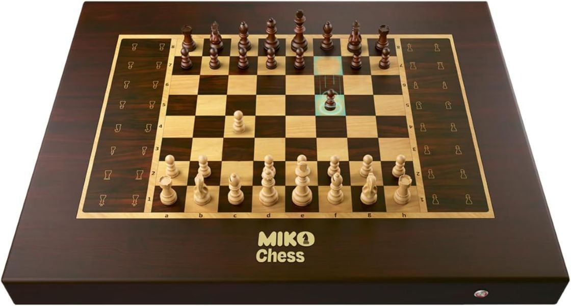 Miko Grand Chess Set