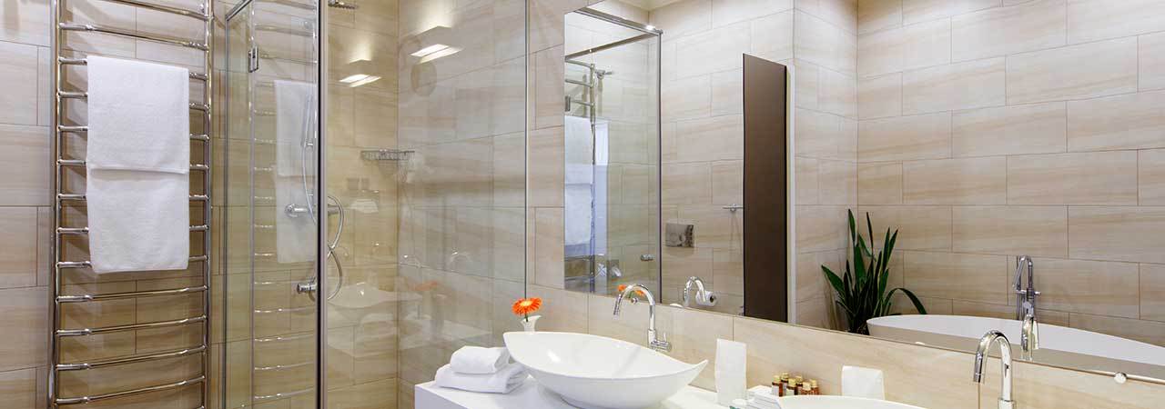 5 Best Pivot Shower Doors Apr 2019 Bestreviews Best Pivot Shower Doors