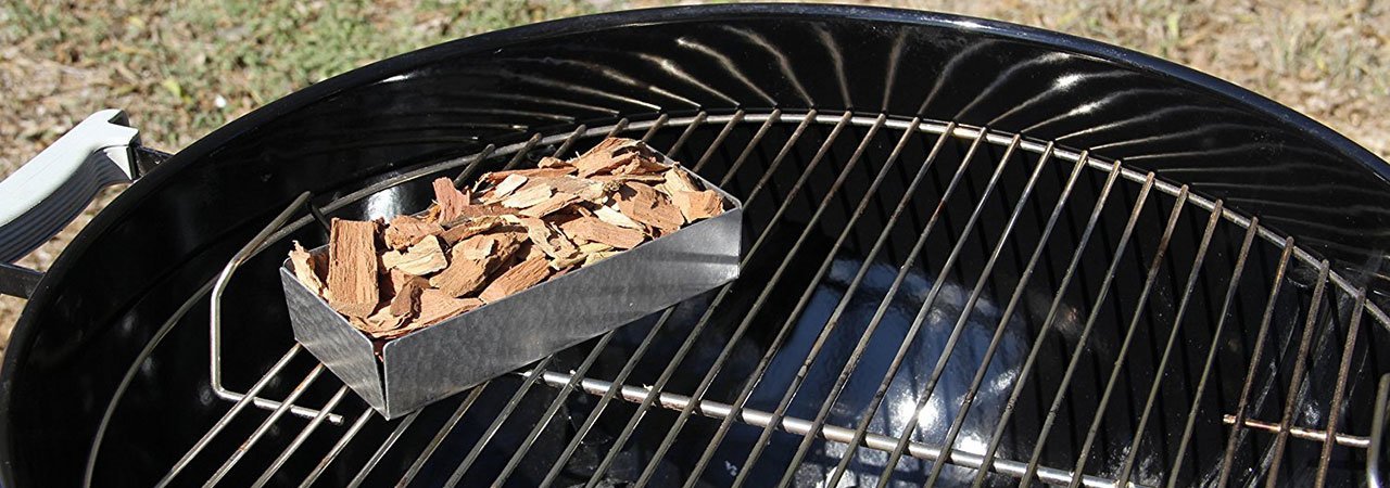 Camerons Smoking Wood Chips (Maple)- Coarse Kiln Dried BBQ Chips- 100% All Natural Barbecue Smoker Shavings- 2lb Bag