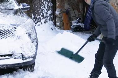 Snow Shovels