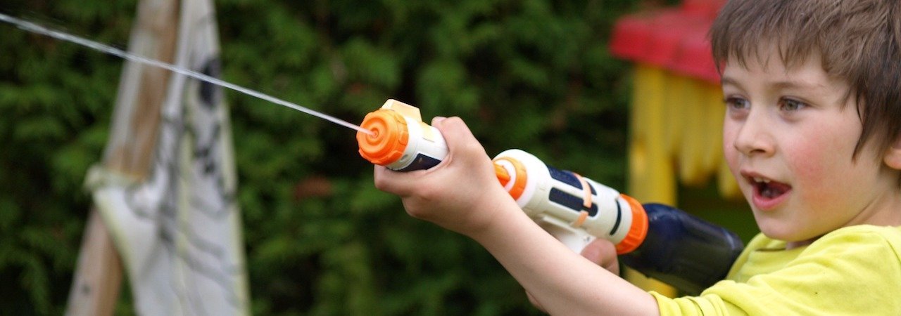 11 Best Water Guns of 2023 - Reviewed