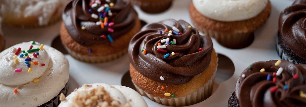 Mini Cupcake Maker * New offers awaiting you : Baking gadgets