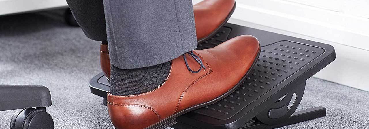 Footrest Foldaway Elevated Foot Stool Under Desk - Adjustable Height Foot Rest -rolling Wood Ottoman Black Leather Footstool Walnut Finish, Size: Foot