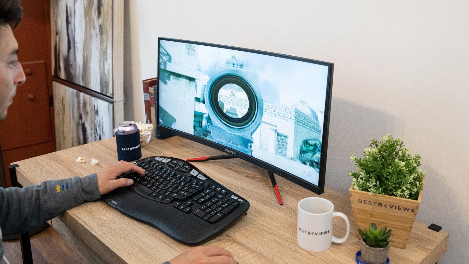 Are curved monitors better?