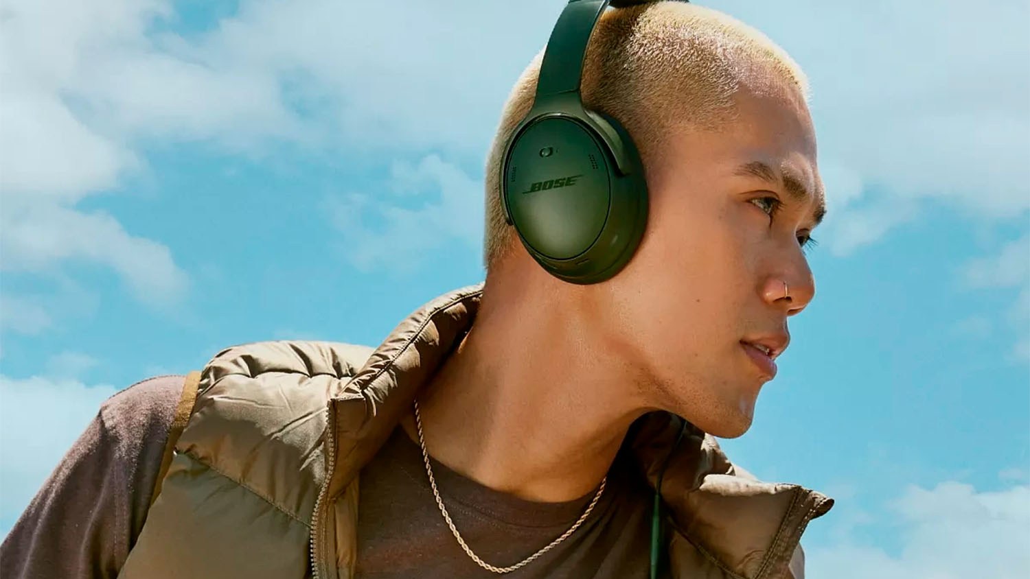 These top-tier Bose headphones are $130 off