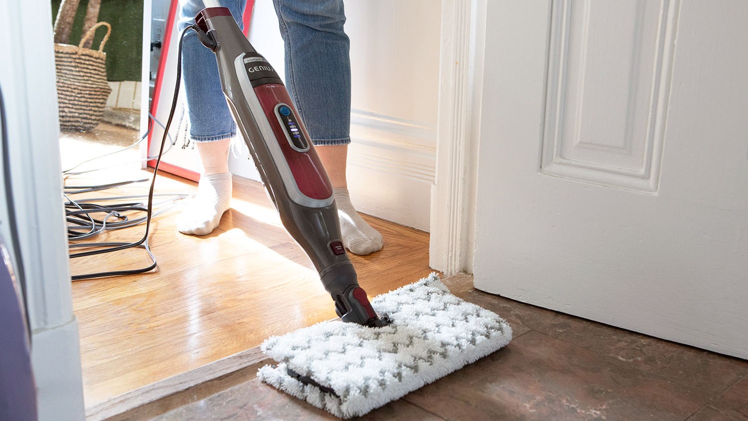 Shark vs. Bissell Steam Mop | BestReviews