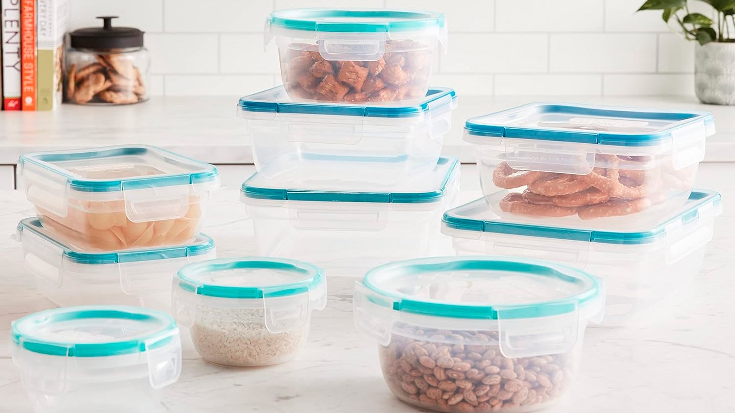 The best container set for organizing your pantry is on sale right now