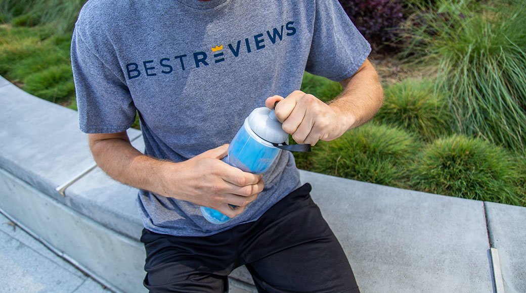 5 Best Sports Water Bottles Aug. 2021 BestReviews