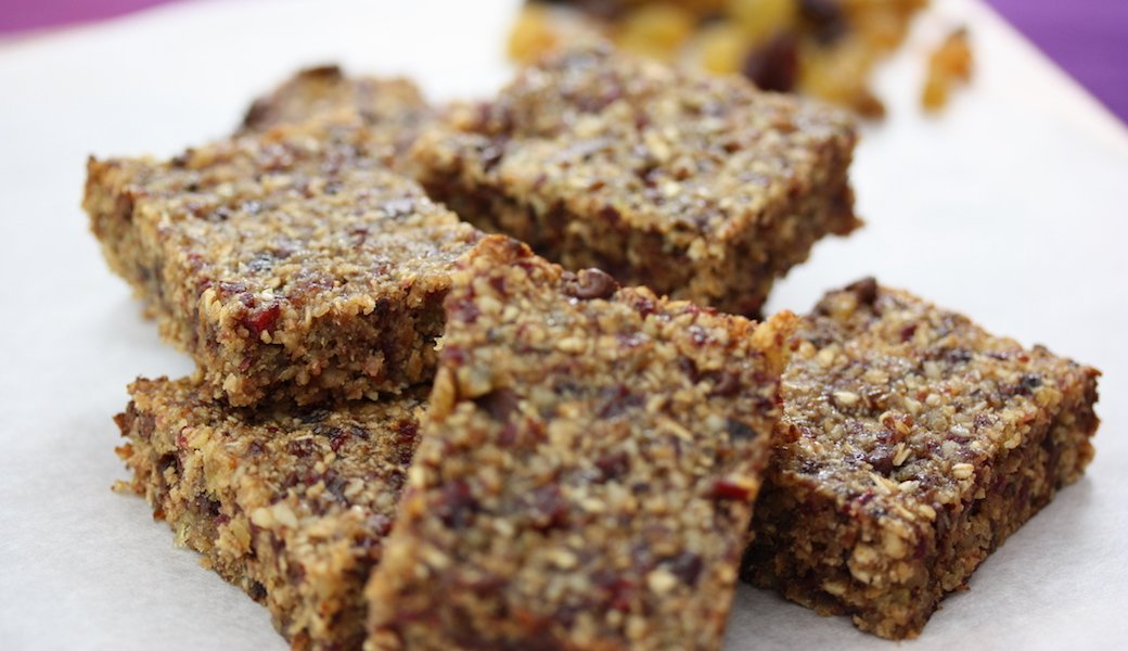 5 Best Granola Bars Aug. 2021 BestReviews