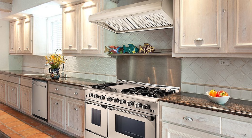 5 Best Range Hoods May 2021 BestReviews