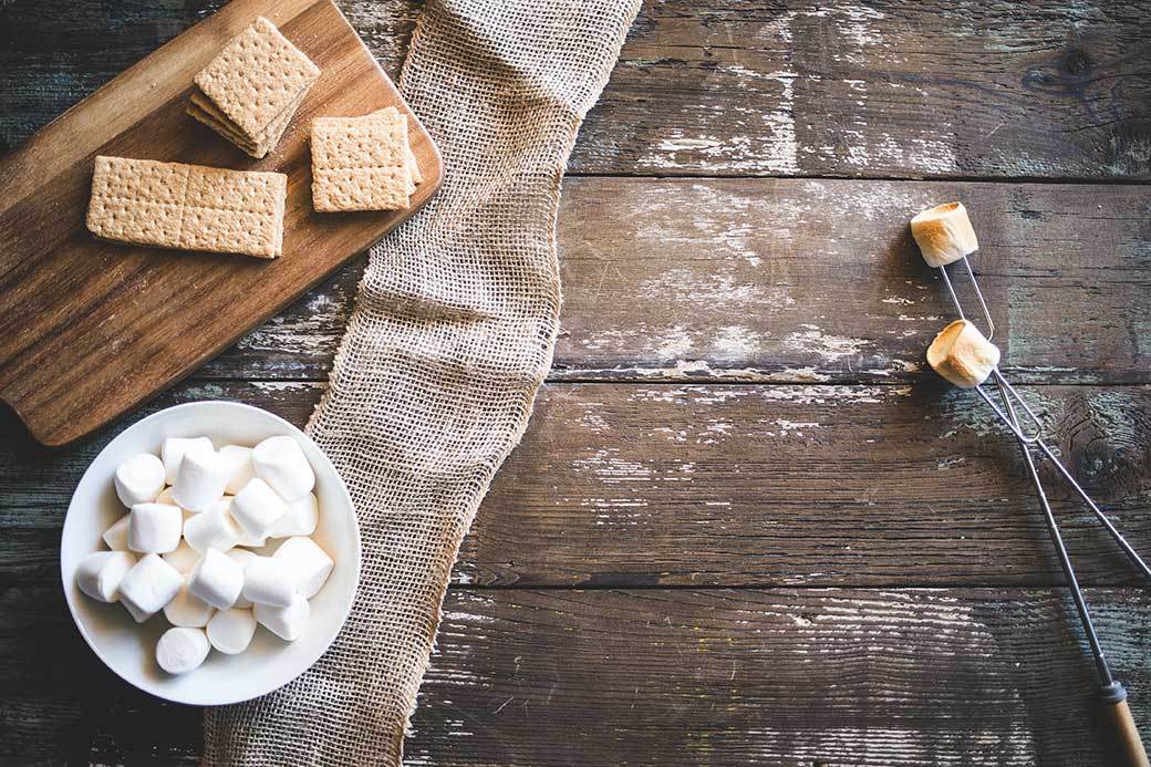 5 Best Marshmallow Roasting Stick Sets Jan. 2021 BestReviews