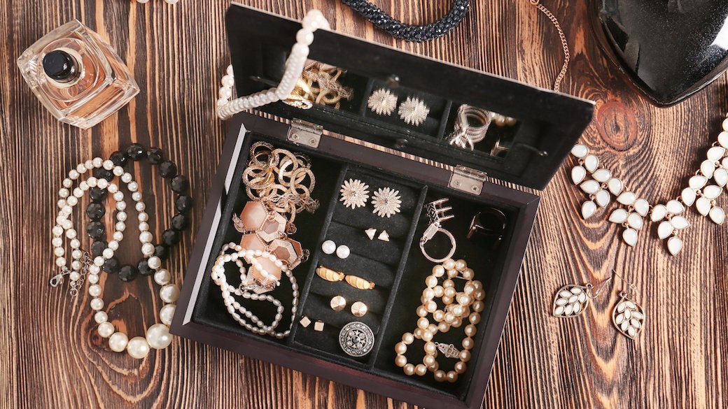 5 Best Jewelry Boxes Aug. 2021 BestReviews