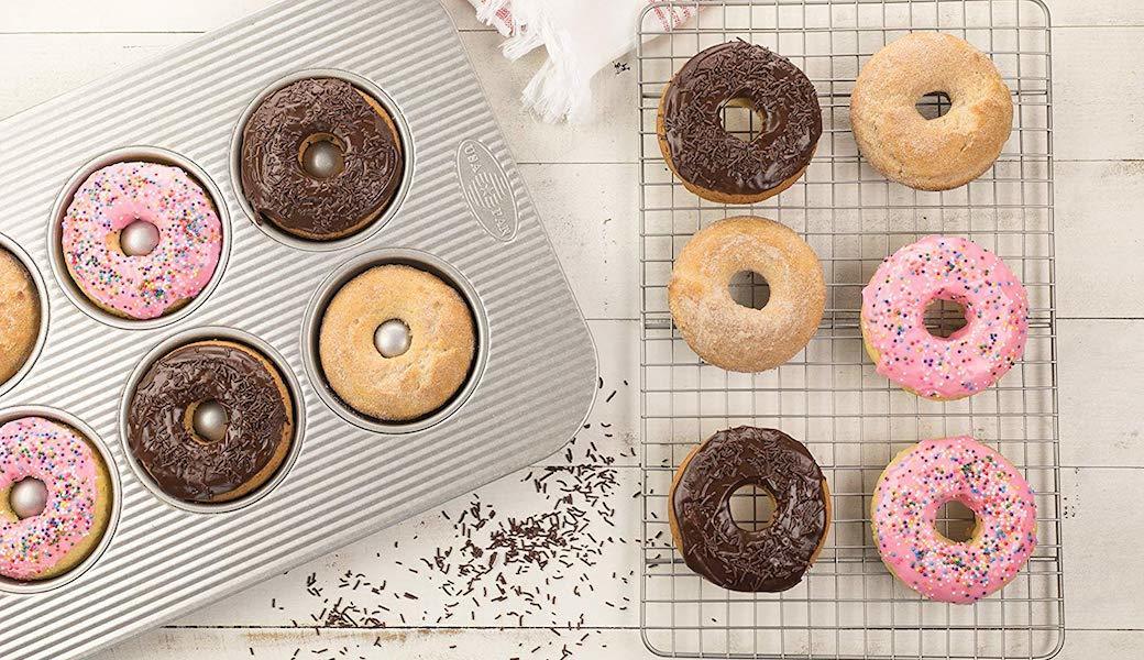 5 Best Donut Pans Jan. 2021 BestReviews