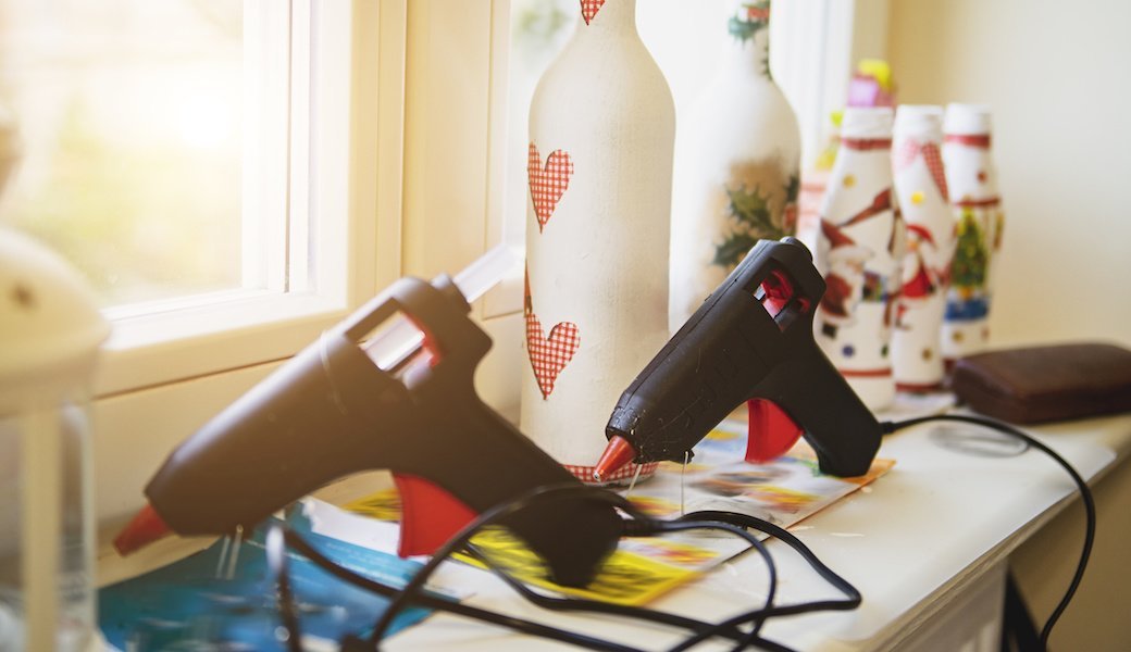 5 Best Glue Guns Aug. 2021 BestReviews