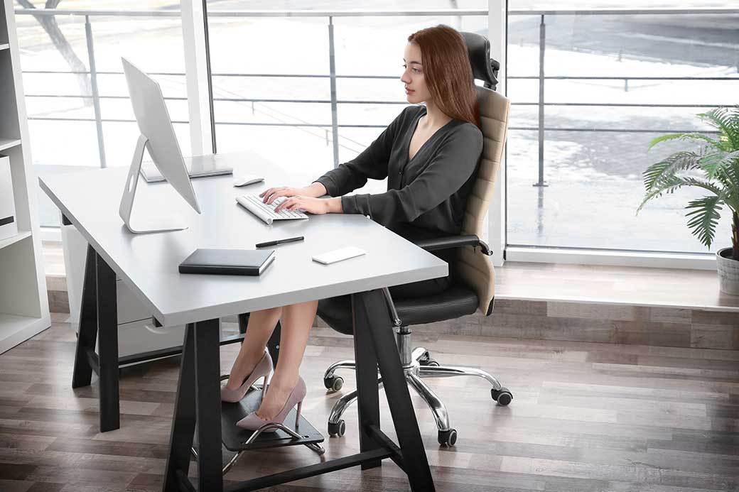 5 Best Ergonomic Footrests Dec. 2020 BestReviews