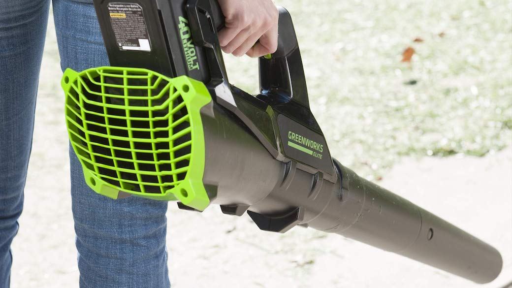 greenworks leaf collection system