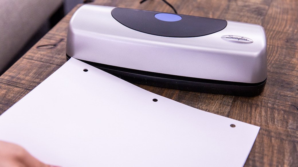 5 Best Electric Hole Punchers Nov. 2020 BestReviews