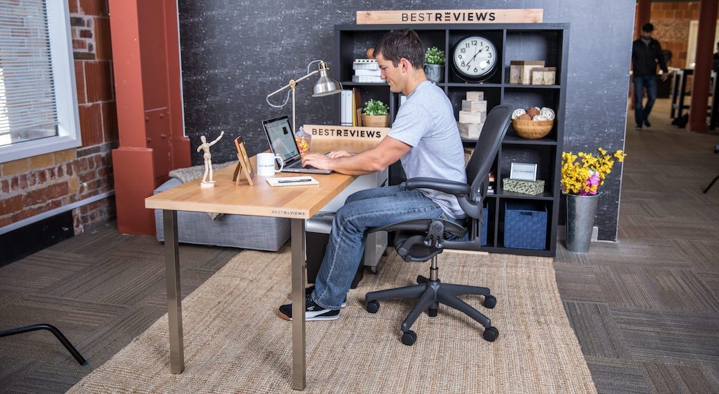 5 Best Desk Chairs Aug. 2021 BestReviews