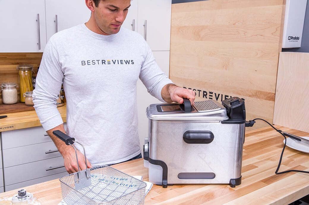 5 Best Electric Deep Fryers Sept. 2021 BestReviews