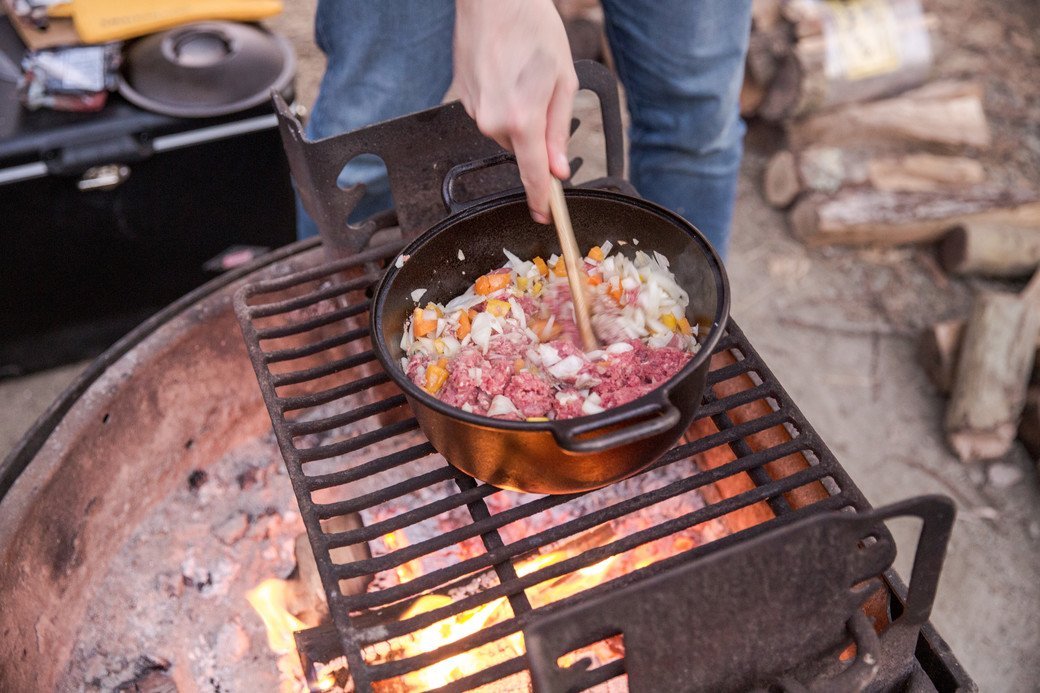 5 Best Dutch Ovens - Sept. 2021 - BestReviews