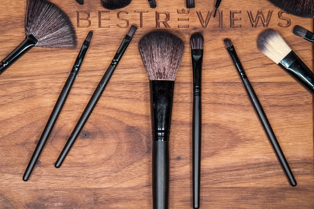 5 Best Makeup Brushes Feb. 2021 BestReviews
