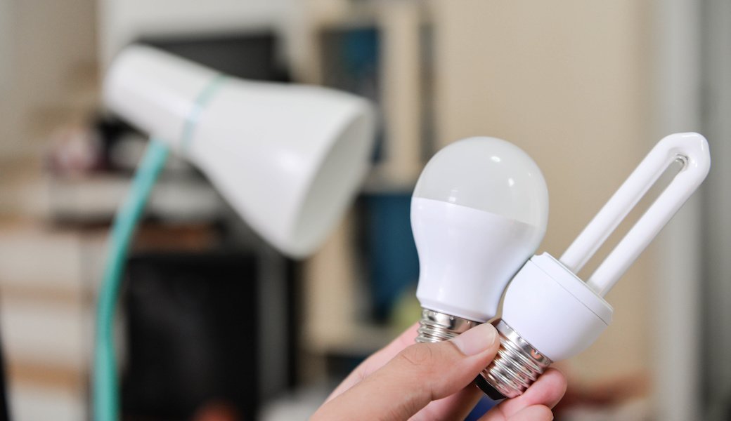 5 Best LED Light Bulbs Feb. 2021 BestReviews