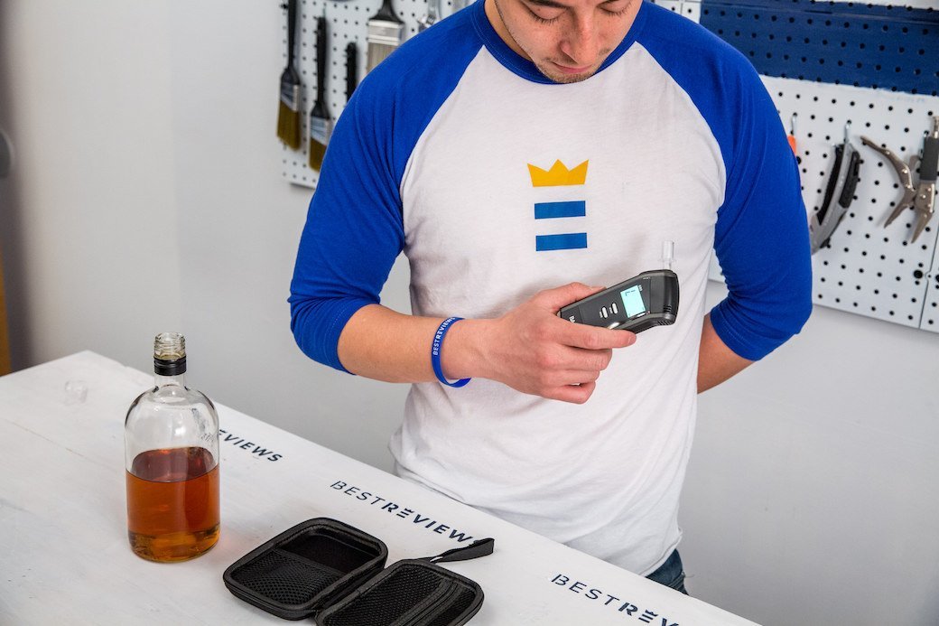 5 Best Breathalyzers Nov. 2020 BestReviews
