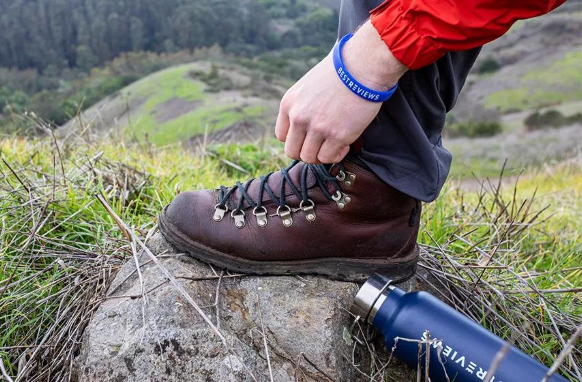 Trail running shoes vs. hiking boots