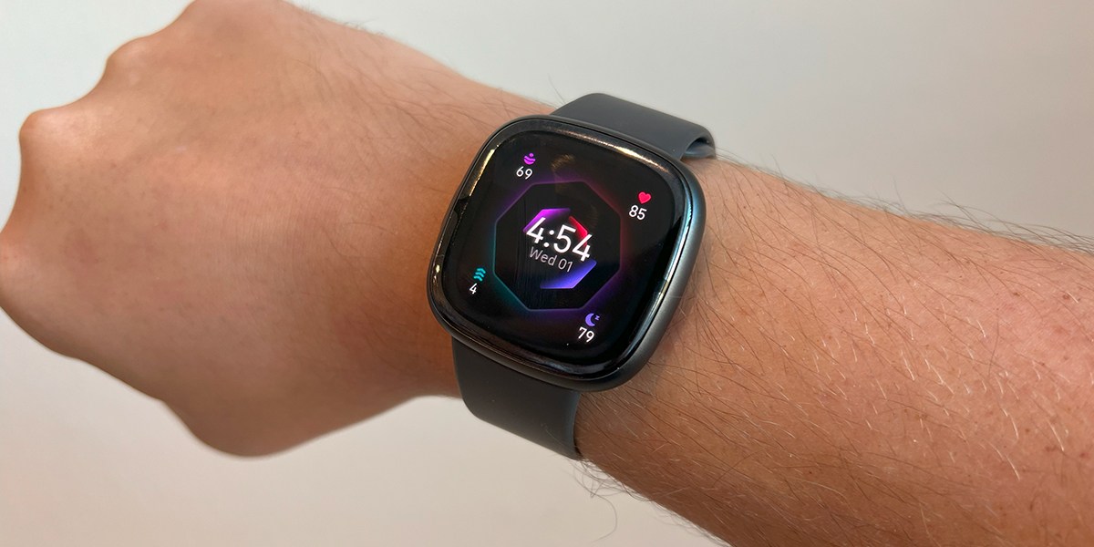 Fitbit vs. Samsung watch: What they do well