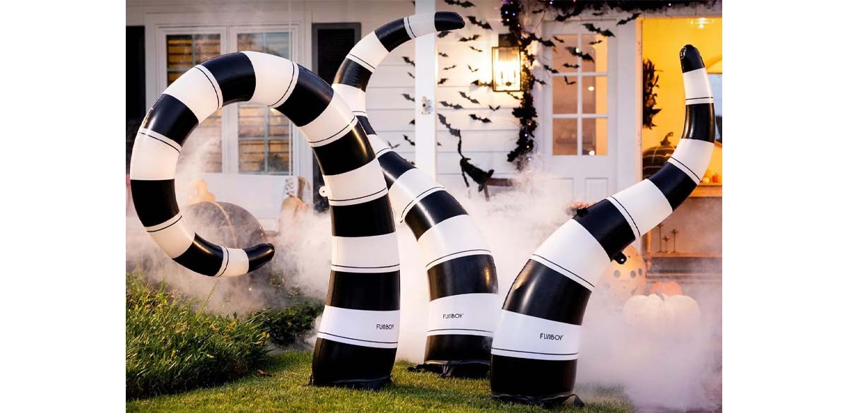 FUNBOY Giant Inflatable Light-Up Yard Snake