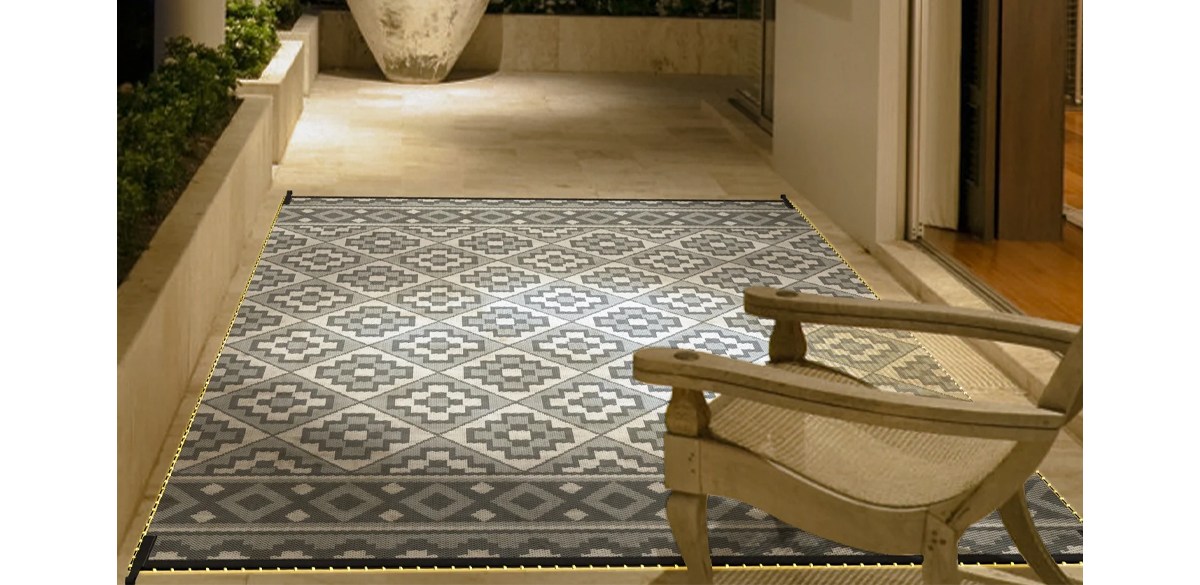 SIXHOME Outdoor Rug with LED Strip Lights