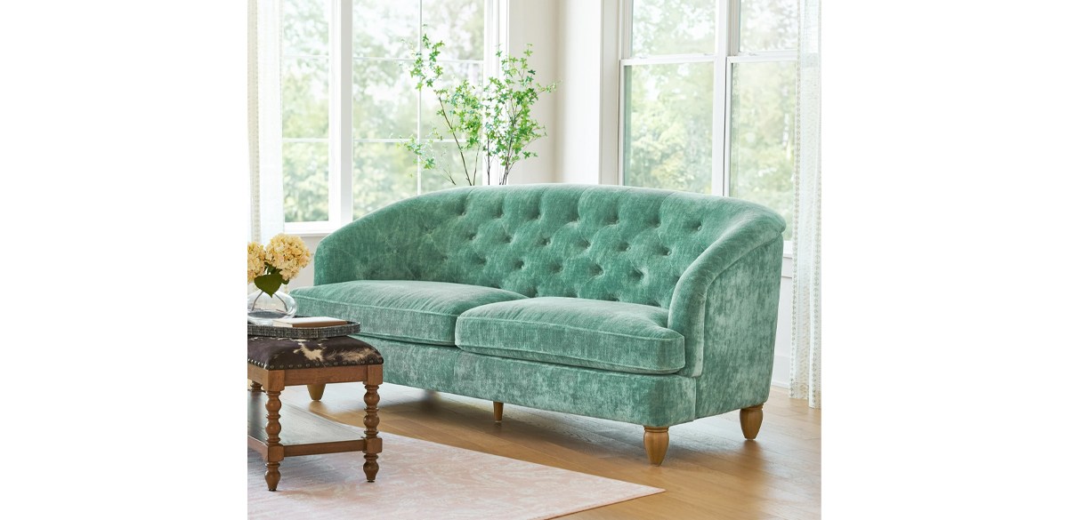 The Pioneer Woman Laurel Tufted Sofa, Teal Velvet