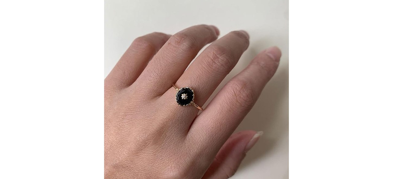 Famives Vintage Black Ring on finger