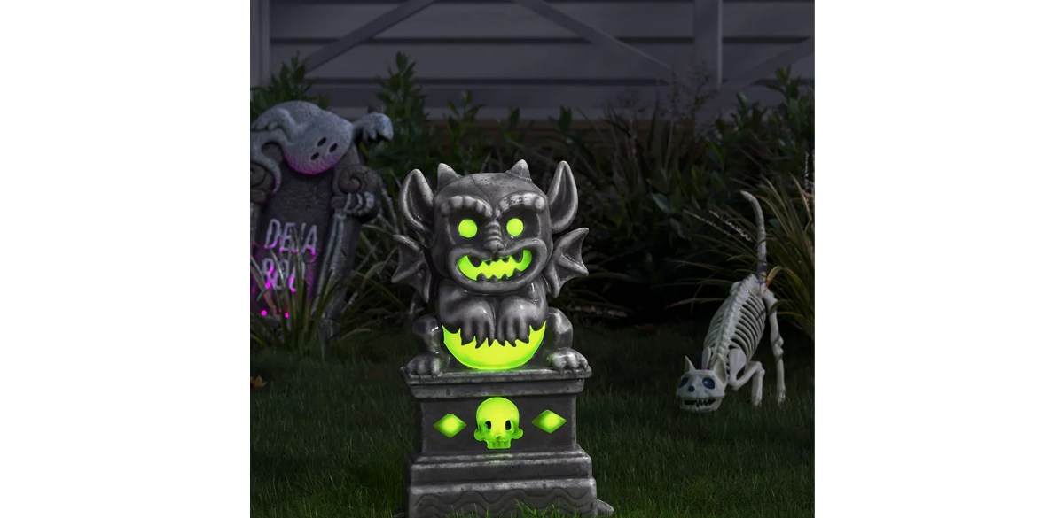 Lit Gargoyle Outdoor Halloween Blowmold - Hyde & EEK