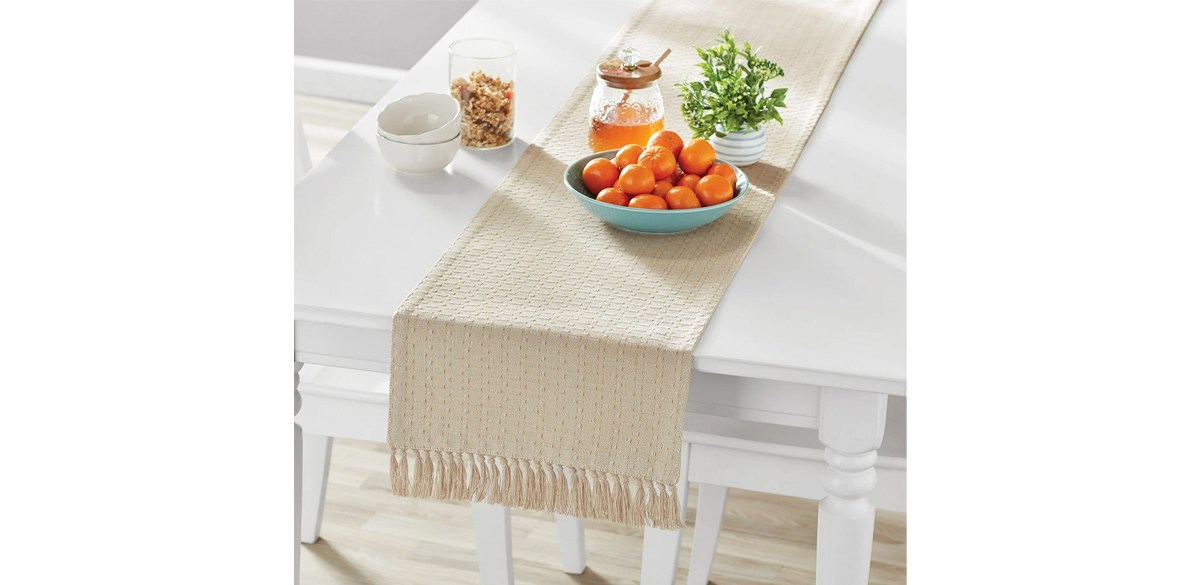 Mainstays Textured Table Runner