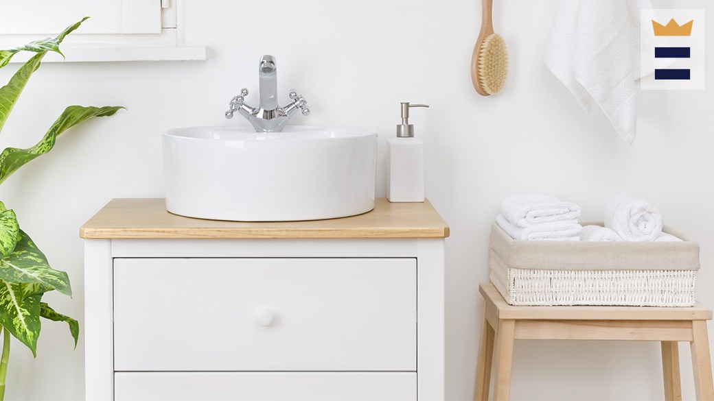 Best hand towel stand