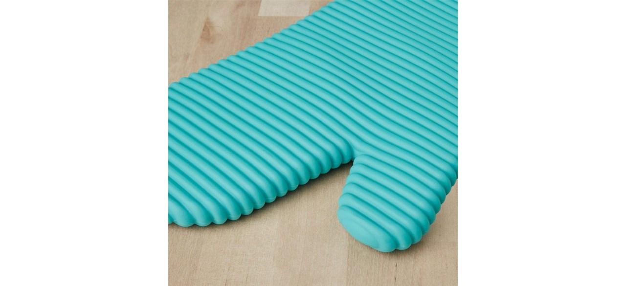 Teal KitchenAid Ribbed Soft Silicone Oven Mitt Set