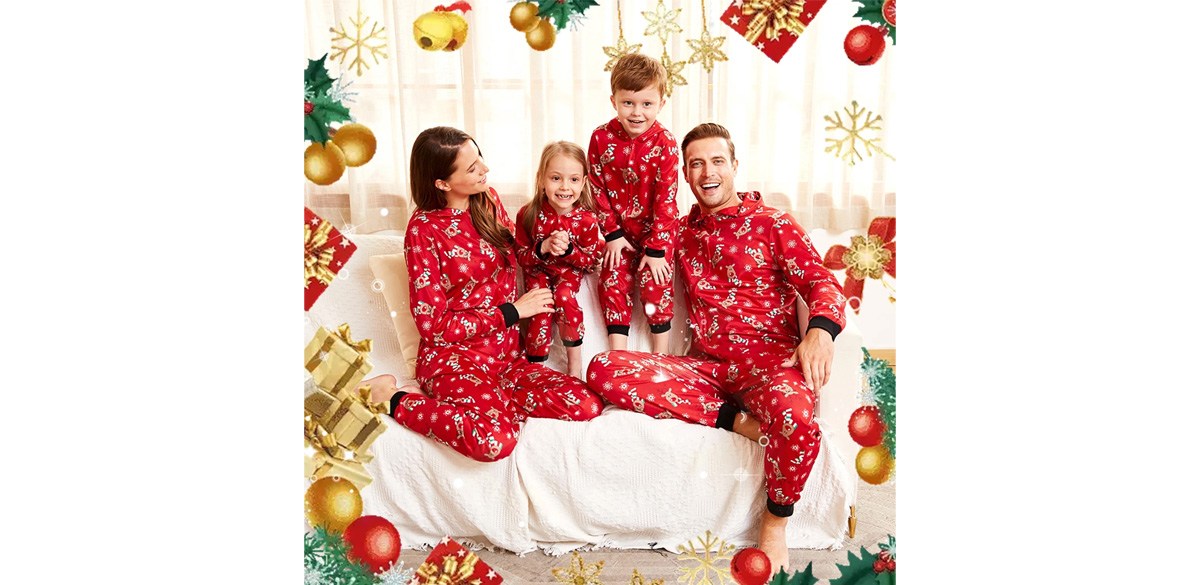 PatPat Reindeer Family Matching Pajamas