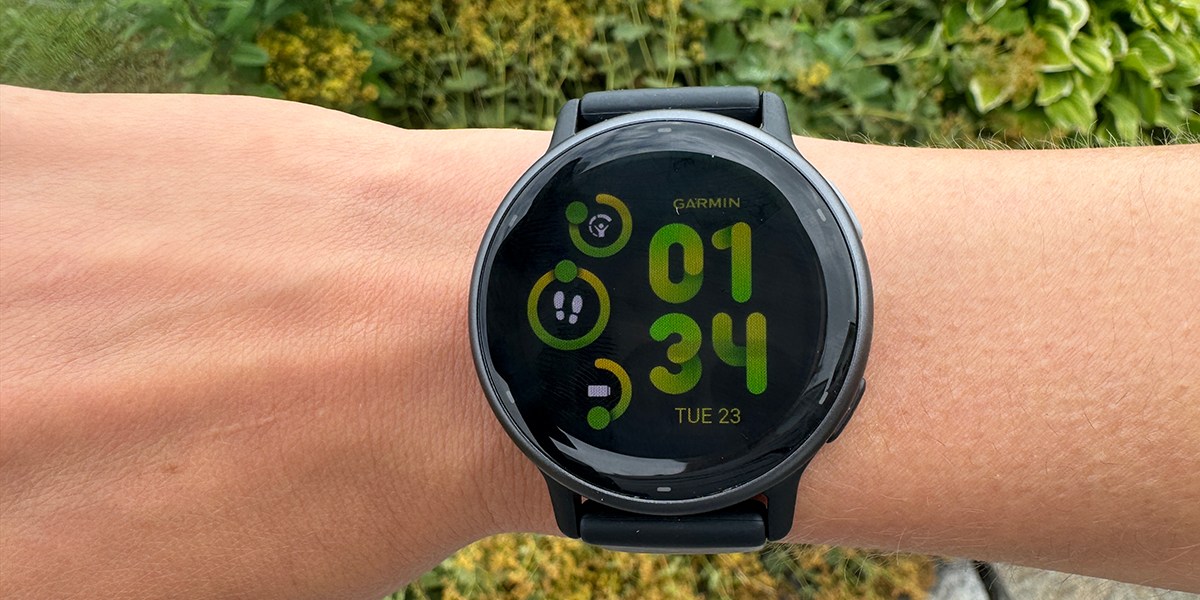 Garmin Vivoactive 5 on wrist