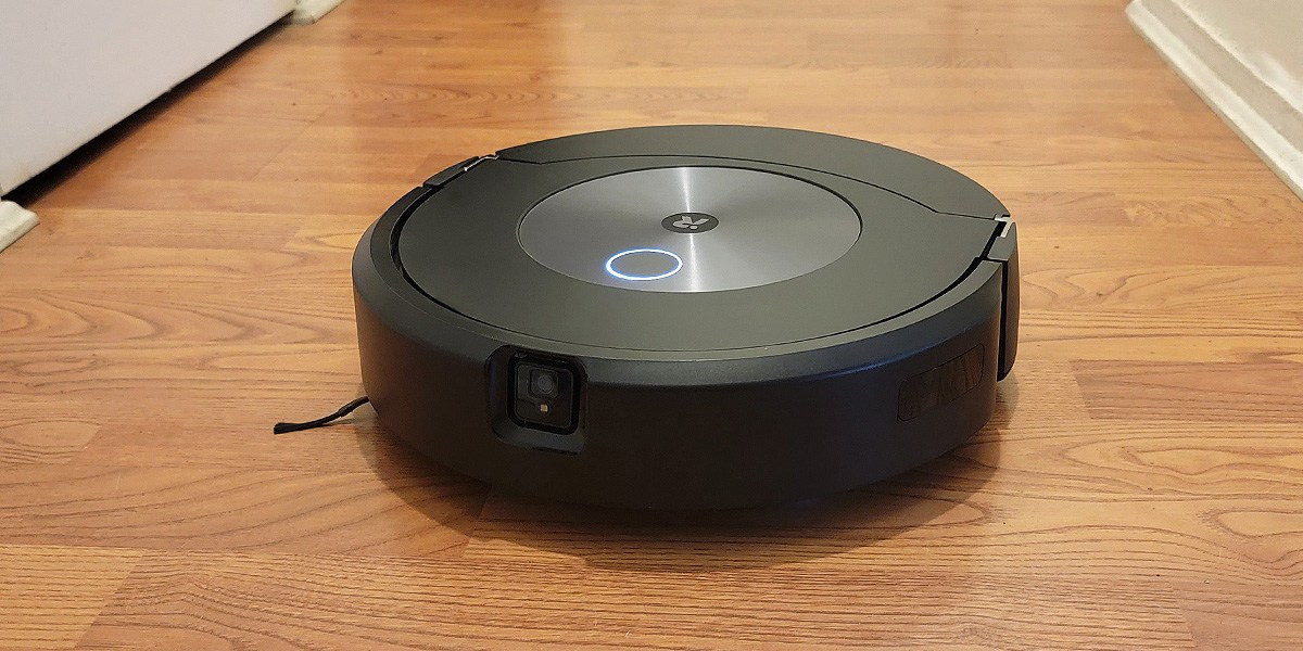Roomba j7+ on hard floor