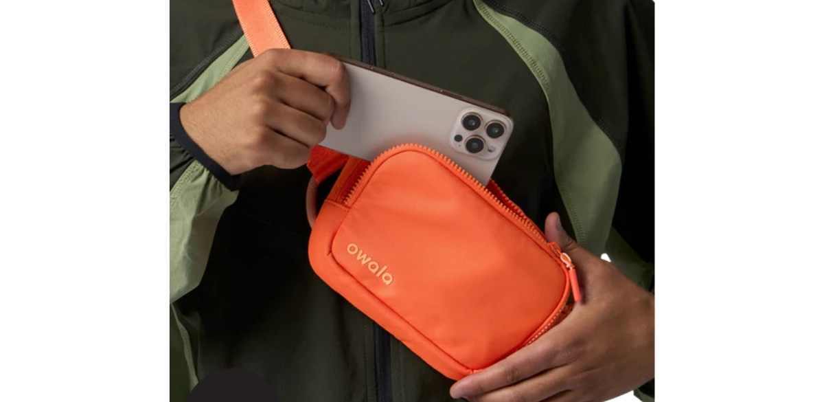Owala-The Daily Crossbody-Hot Stuff