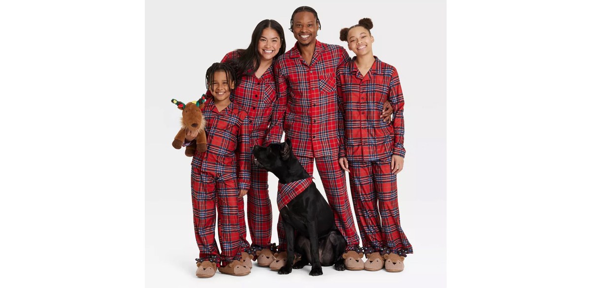 Women's Plaid Flannel Holiday Matching Family Pajama Set