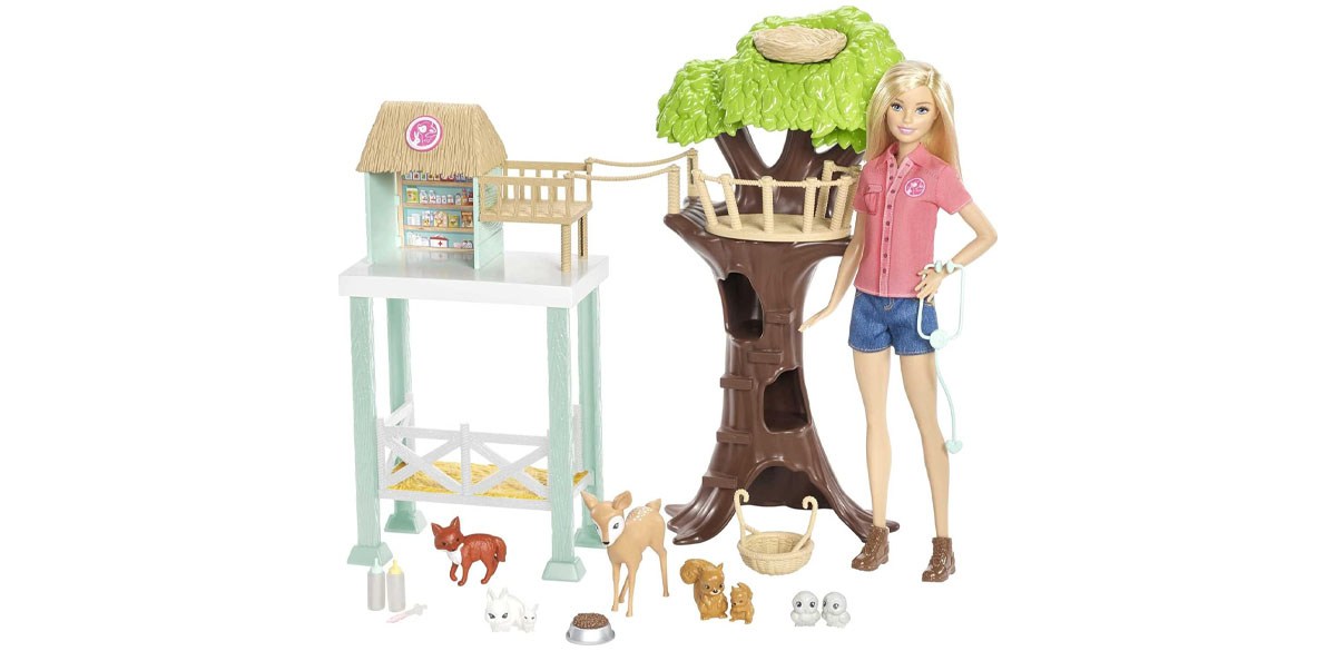 Barbie Vet Doll & Playset, Animal Rescuer Theme with 8 Wildlife Figures