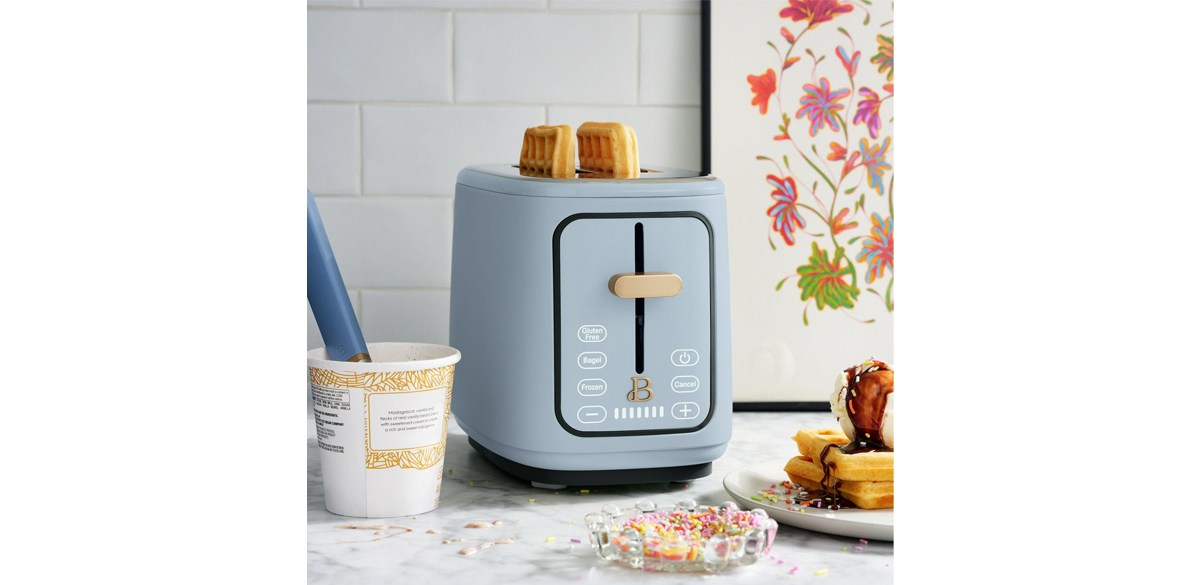 Beautiful 2 Slice Toaster with Touch-Activated Display