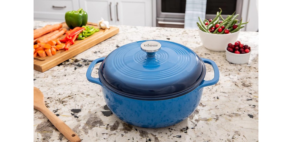 Lodge 6-Quart Enameled Cast Iron Dutch Oven